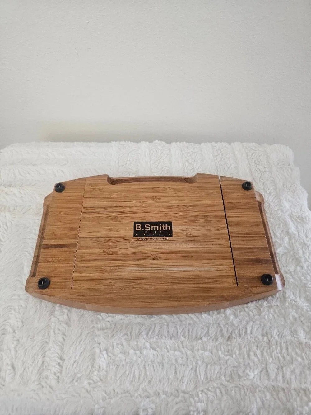 B. Smith cheese board set